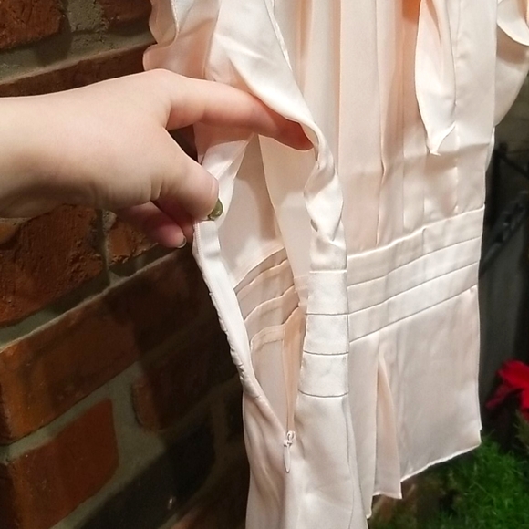 Haevofri satin pleated top - Picture 4 of 4